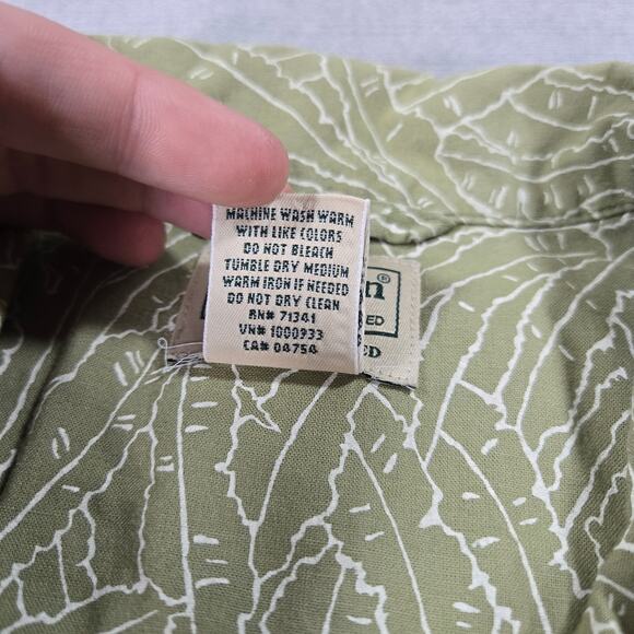 LL Bean Men MED Green Leaf Print Cotton Short Sleeve Camp Shirt Gorpcore Spring - Picture 8 of 9